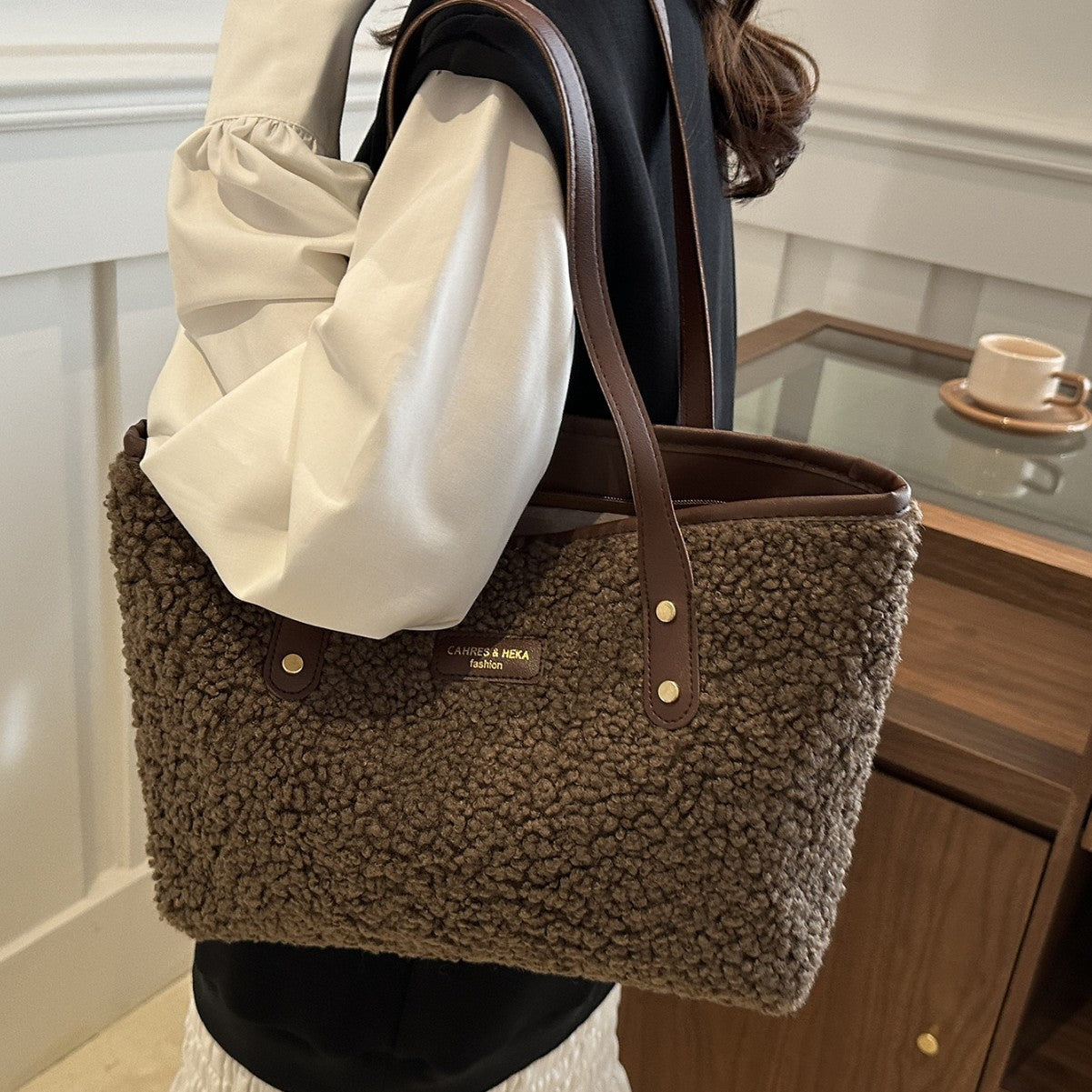 Fashionable Furry Versatile Shoulder Bag 🇨🇳