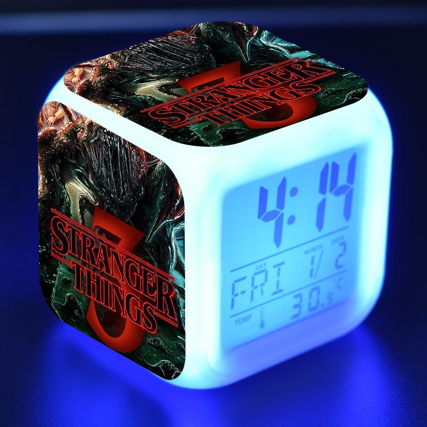 LED light color changing small alarm clock 🇨🇳