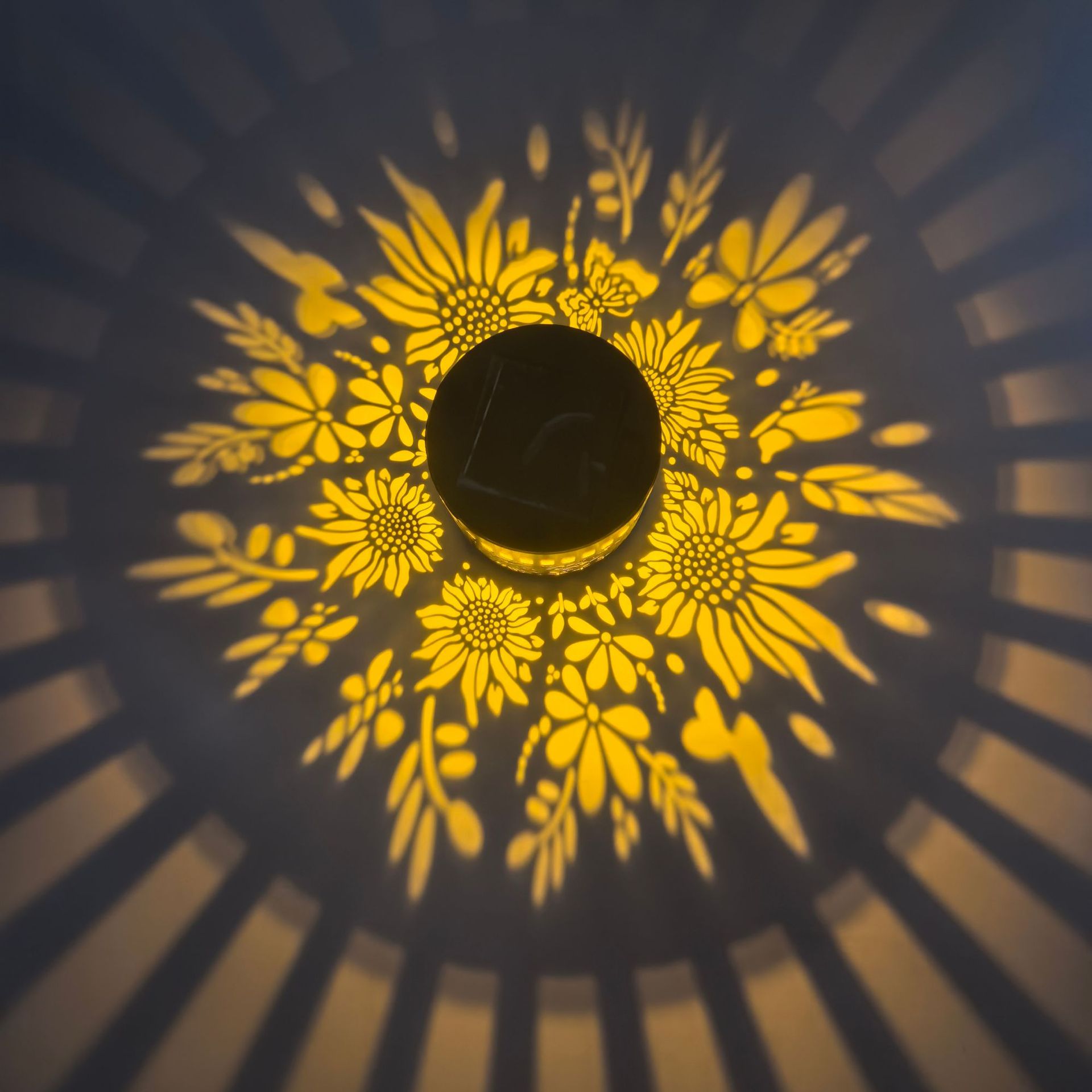 Solar Mandala SUNFLOWER Sunflower Wall Lamp Garden Courtyard. 🇨🇳
