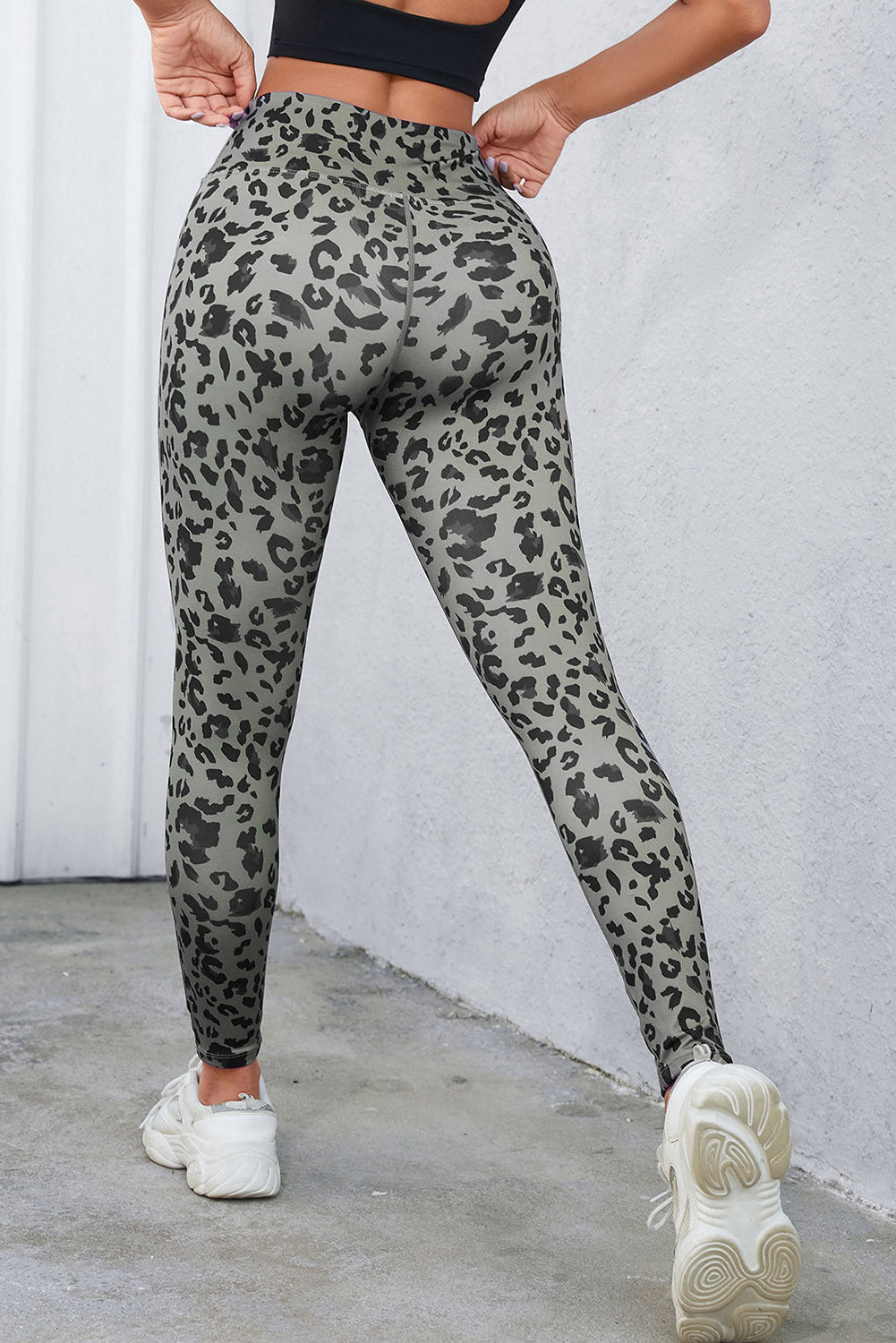 Gray Classic Leopard Print Active Leggings 🇺🇸