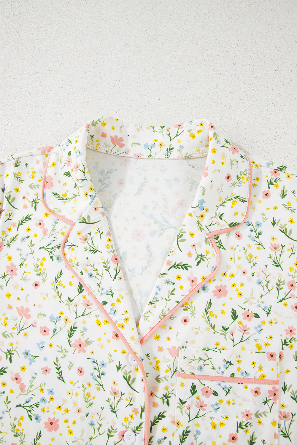 White Floral Print Contrast Pipping Short Pajamas Set 🇨🇳