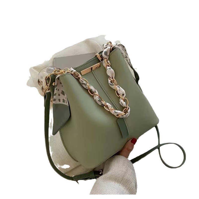 New Autumn And Winter Women's Crossbody Fashion Casual Underarm One Shoulder Versatile Bucket Bag 🇨🇳