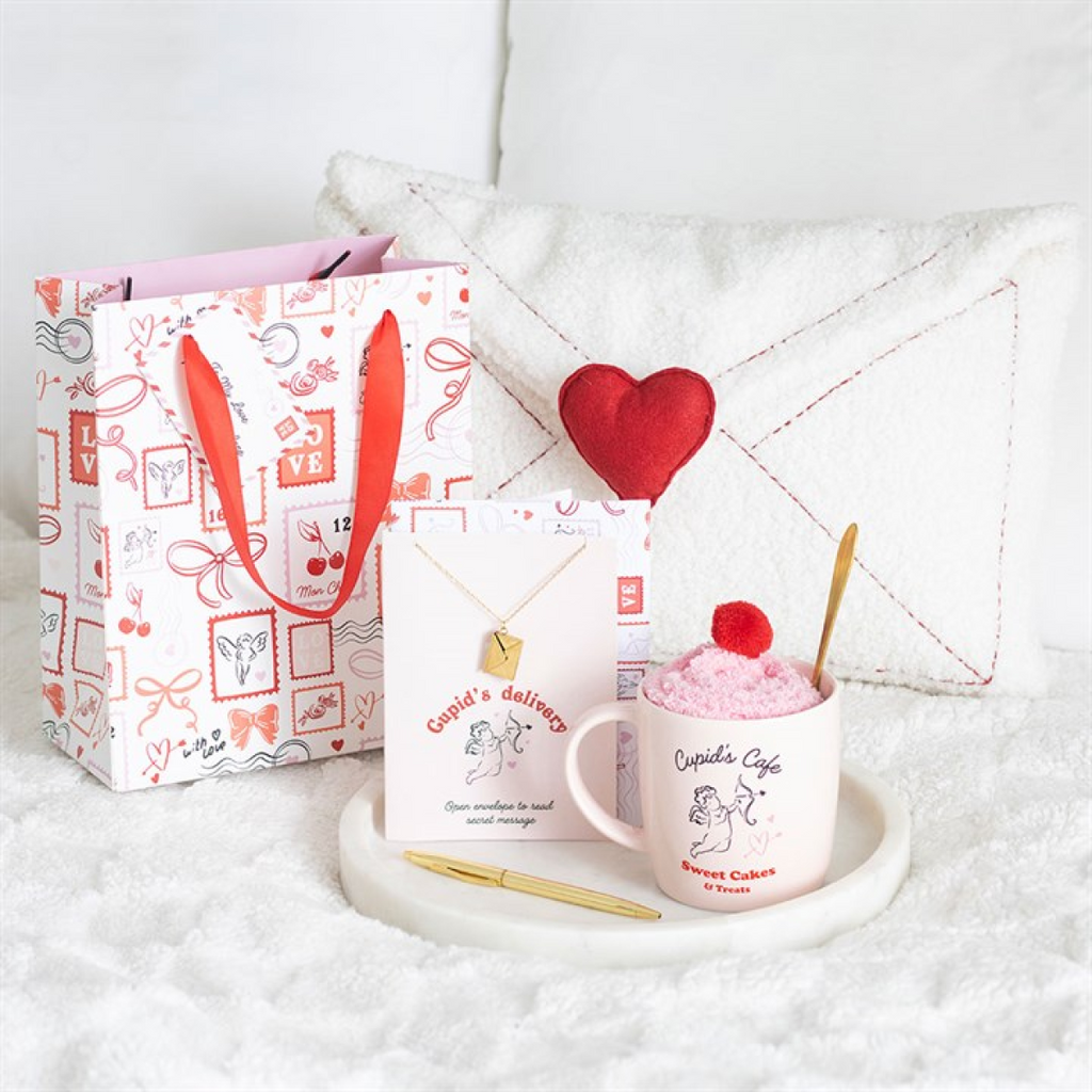 Cupid's Café Mug, Spoon and Socks Set 🇬🇧