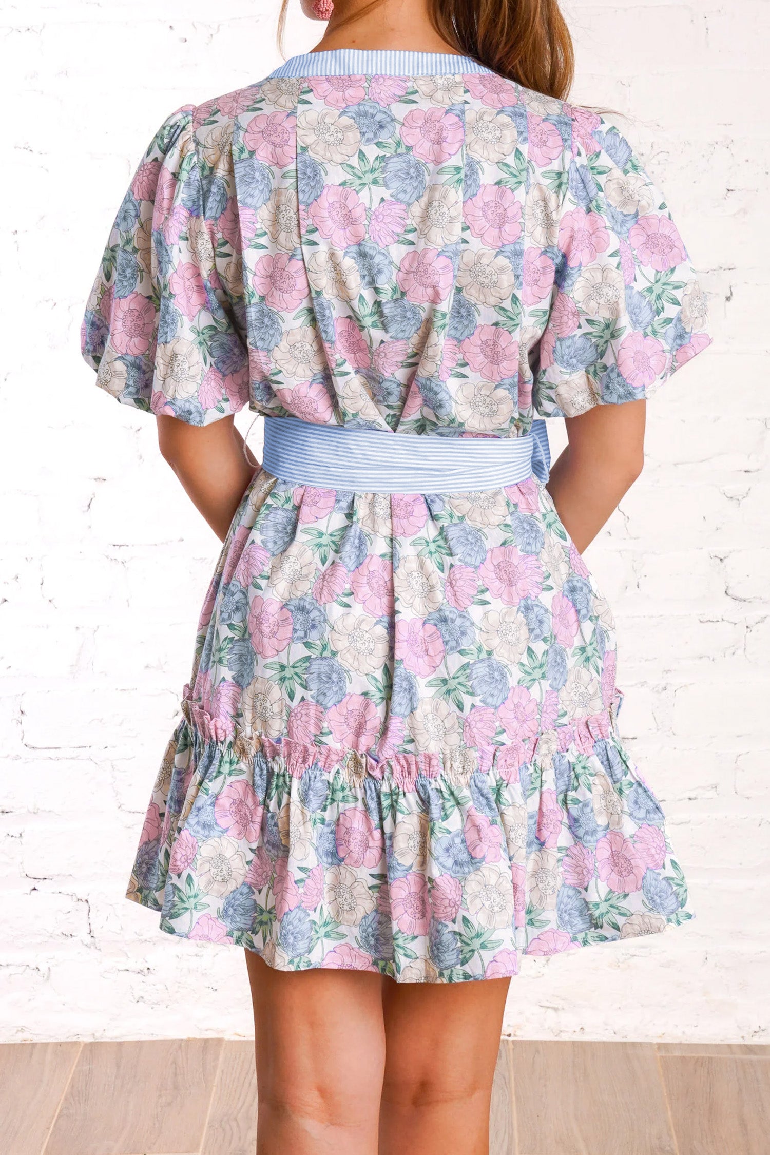 White Floral Print Striped Contrast Trim Belted Short Dress 🇺🇸