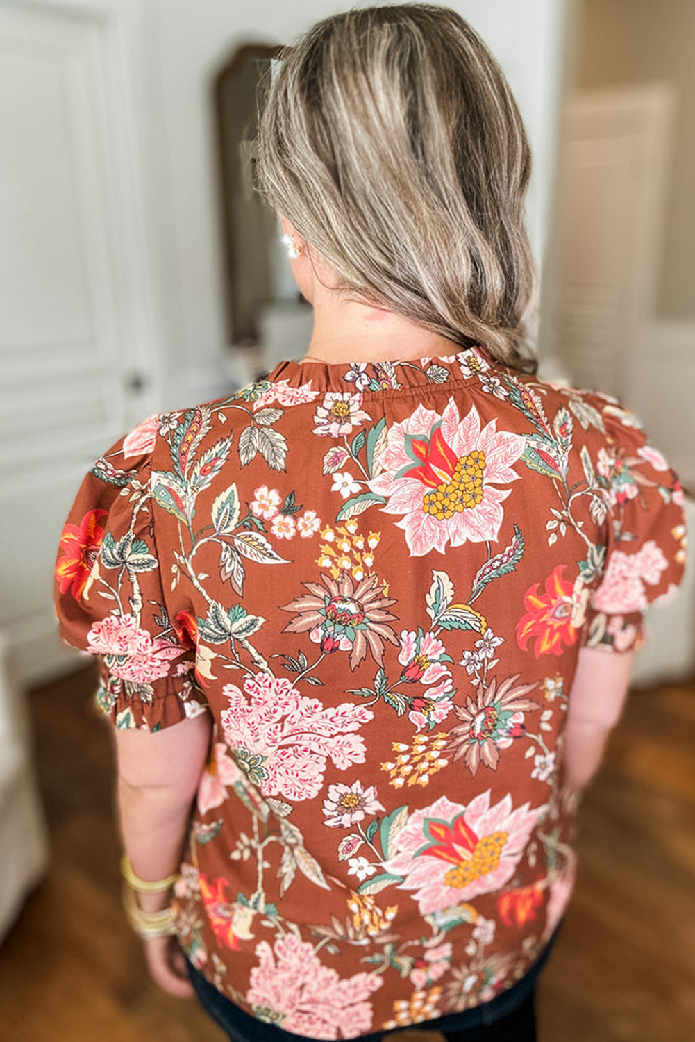 Brown Floral Stitched V Neck Frilled Trim Puff Short Sleeve Blouse 🇨🇳