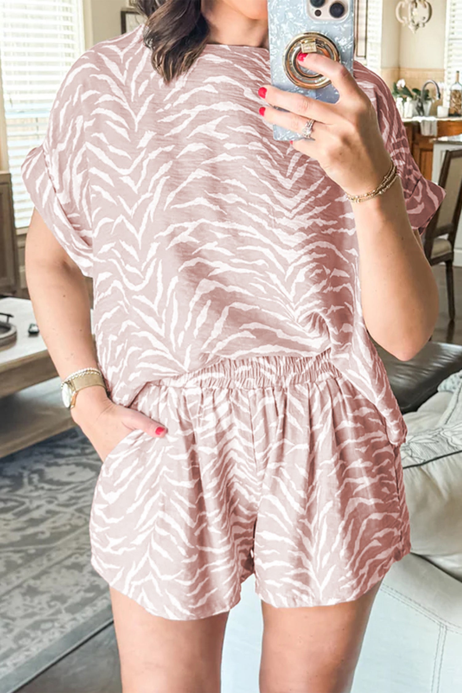 Khaki Abstract Print Cuffed Short Sleeve Loose Top Short Set 🇺🇸