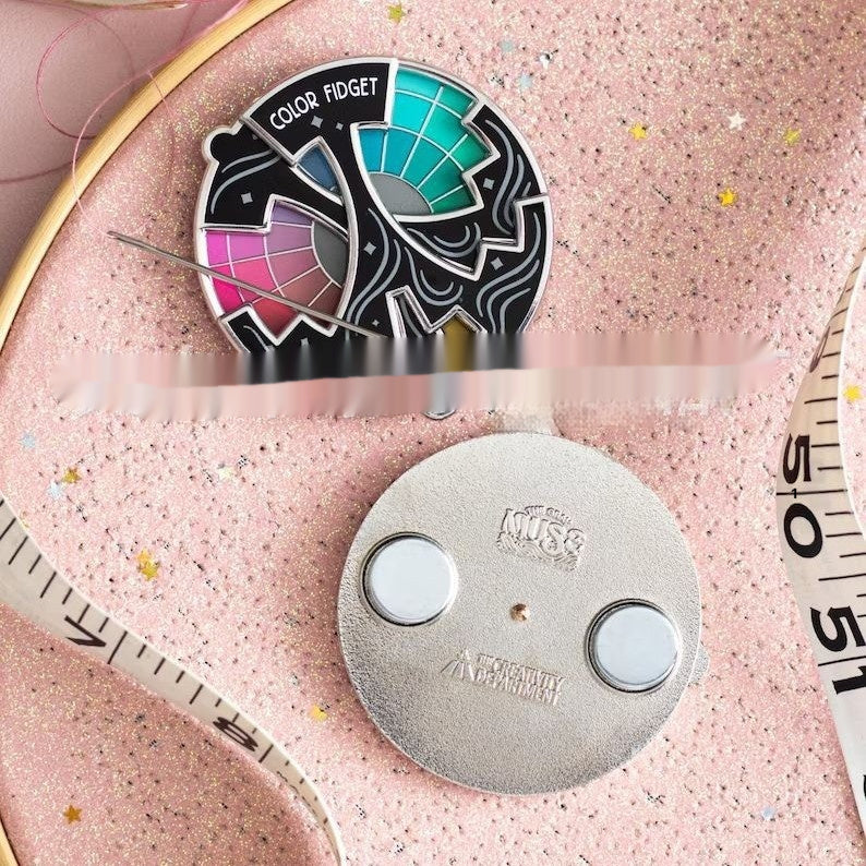 Color Anxiety Relief Rotating Badge Decoration Pin 🇨🇳