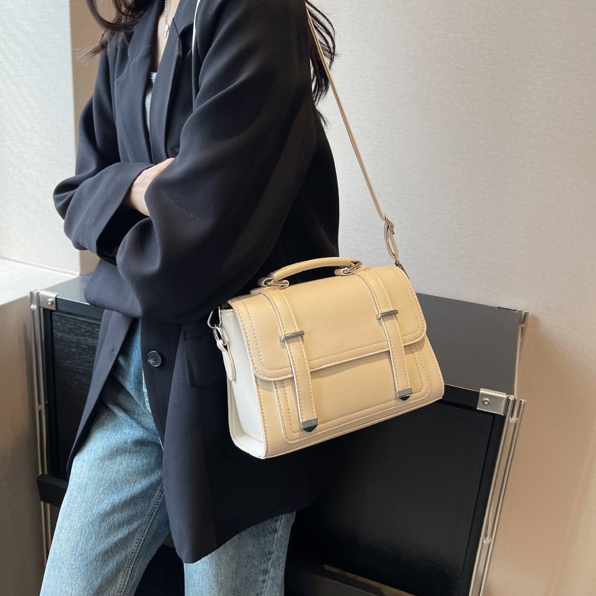 Stylish Minimalist Versatile Crossbody Shoulder Bag For Women 🇨🇳