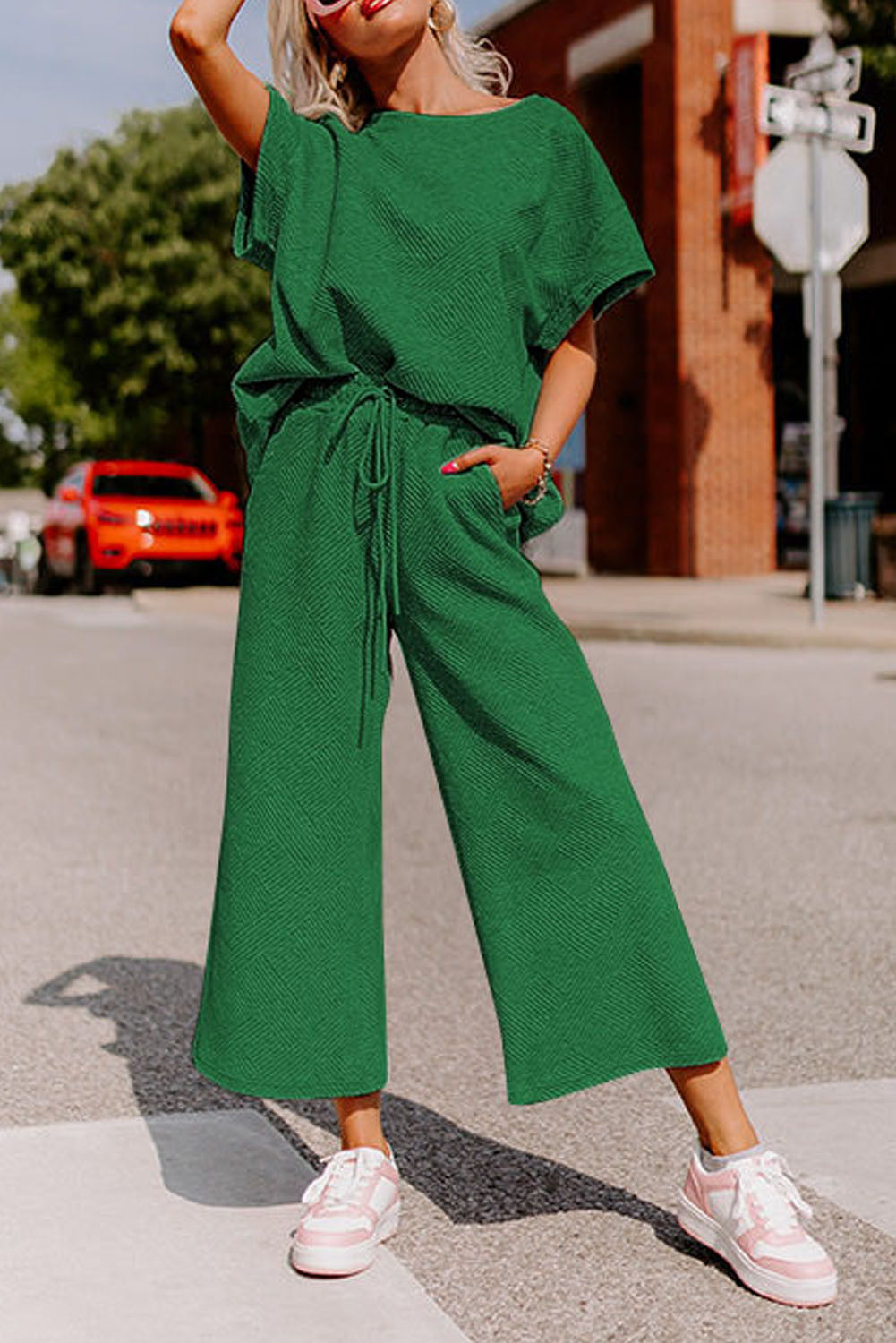 Dark Green Textured Loose Fit T Shirt and Drawstring Pants Set 🇨🇳