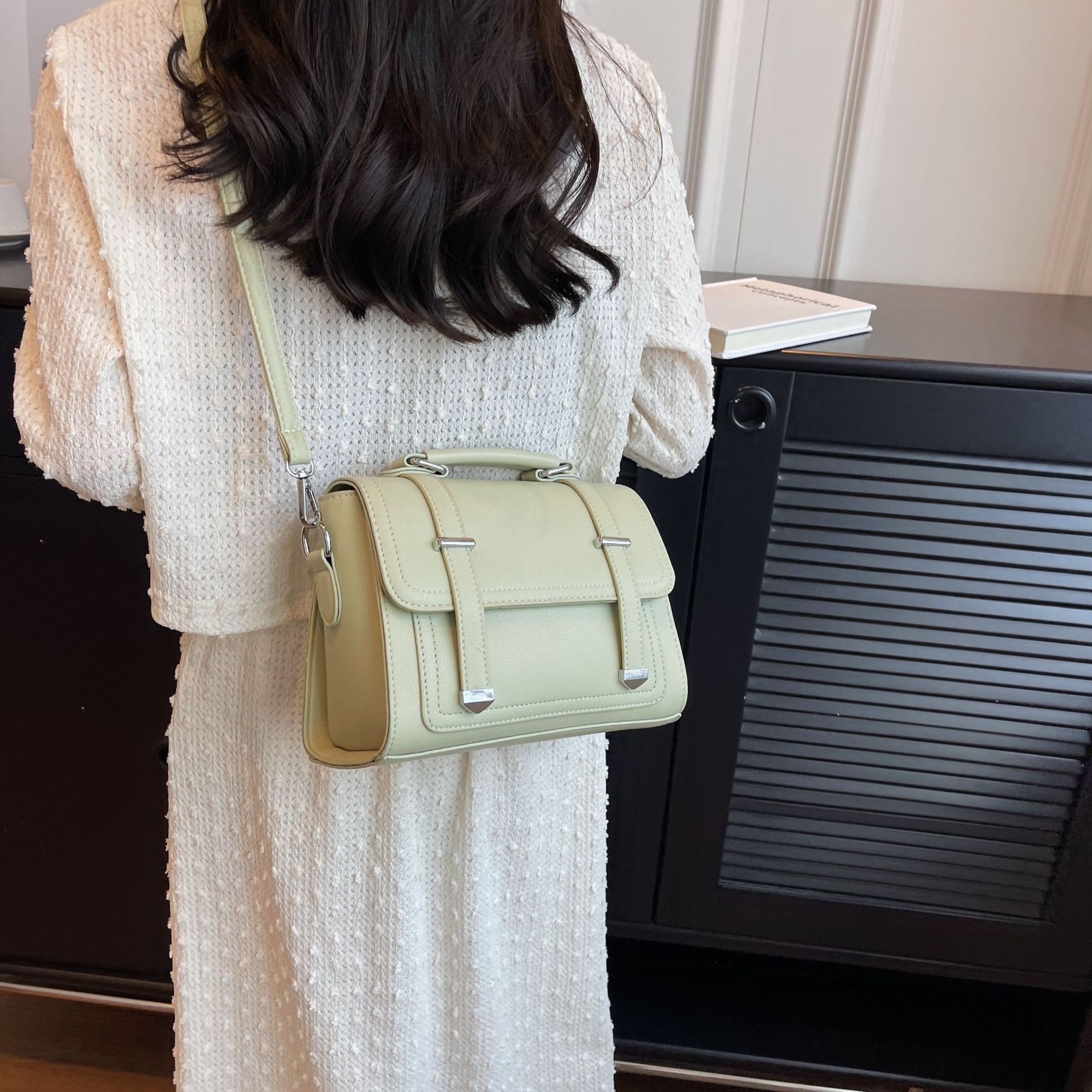 Stylish Minimalist Versatile Crossbody Shoulder Bag For Women 🇨🇳