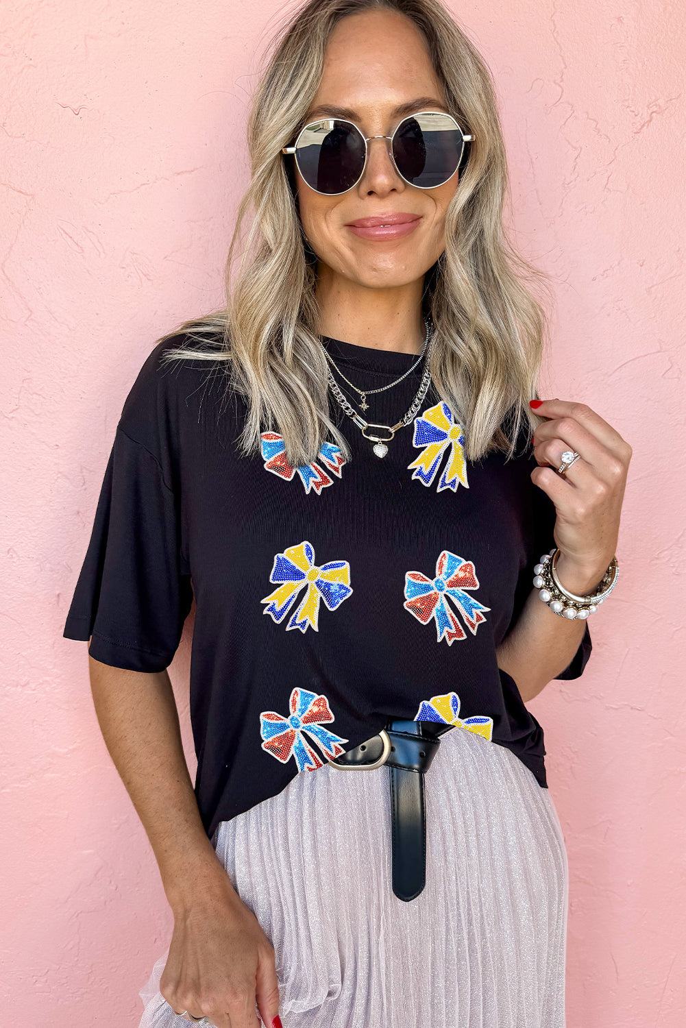 Black Cheerful Sequin Bow Patched Game Day T Shirt 🇺🇸