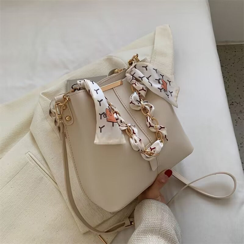 New Autumn And Winter Women's Crossbody Fashion Casual Underarm One Shoulder Versatile Bucket Bag 🇨🇳