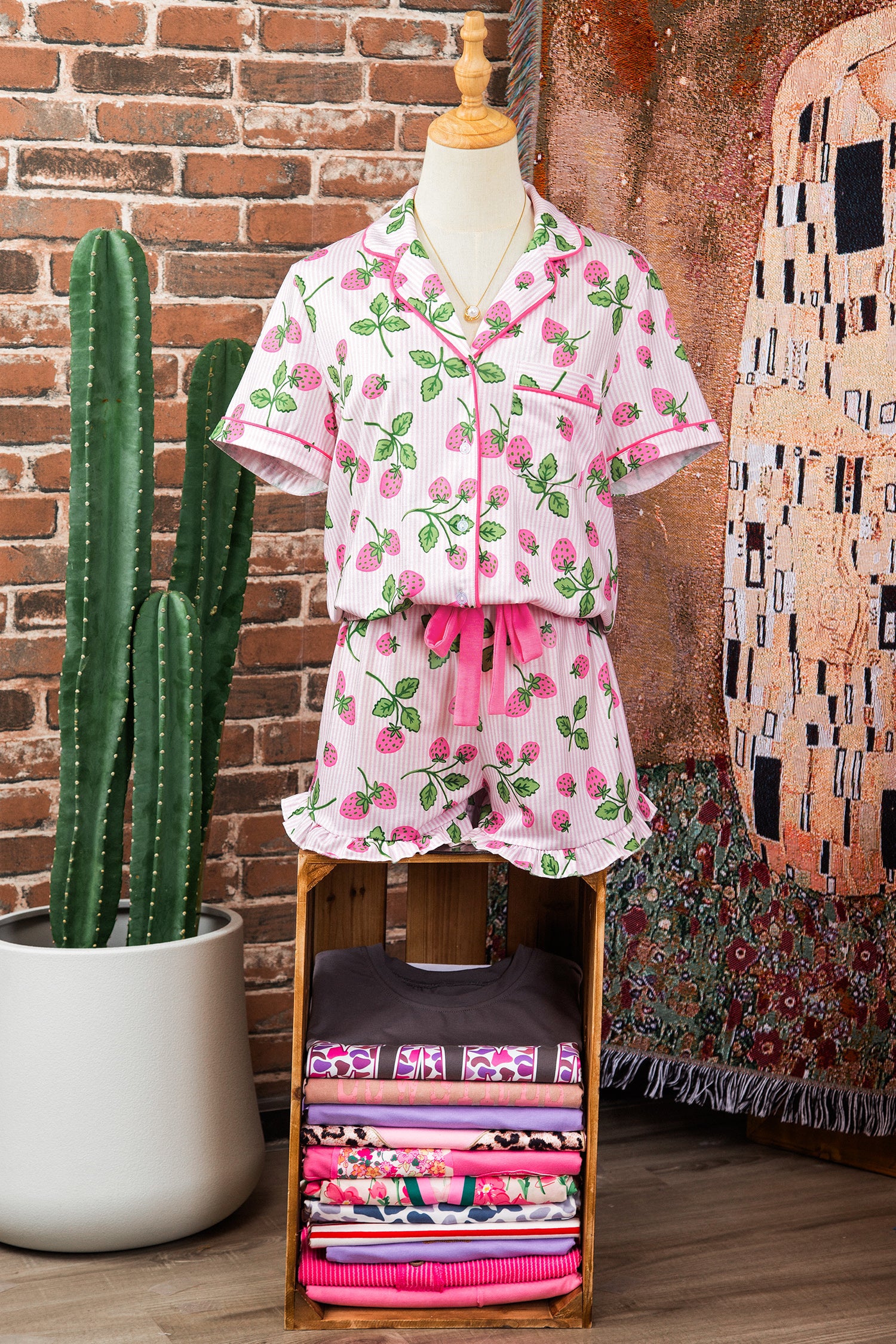 Pink Striped Strawberry Print Lapel Shirt Drawstring Shorts 2pcs Pajama Set 🇺🇸