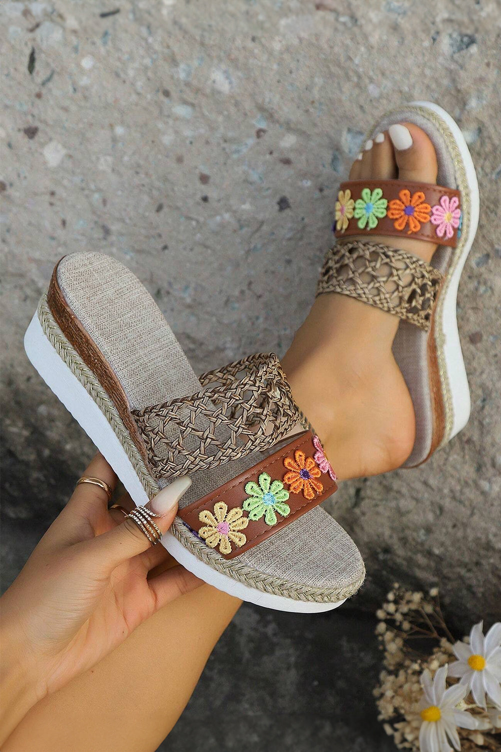 White Floral Print Braided Details Wedge Slippers 🇨🇳
