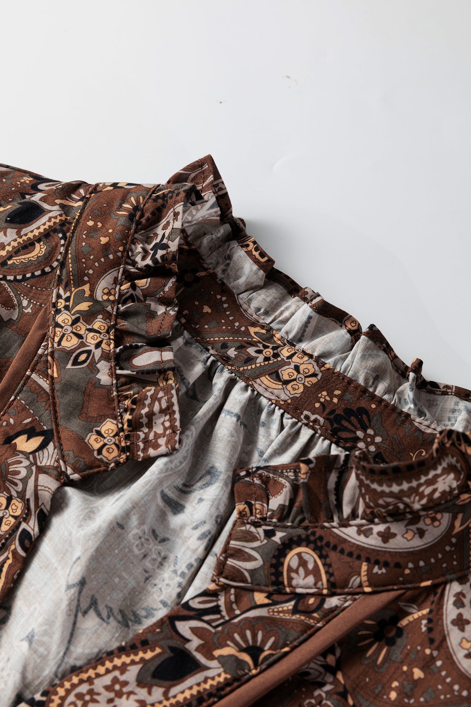 Brown Paisley Print Half Buttons Puff Sleeve Flowy Short Dress 🇺🇸