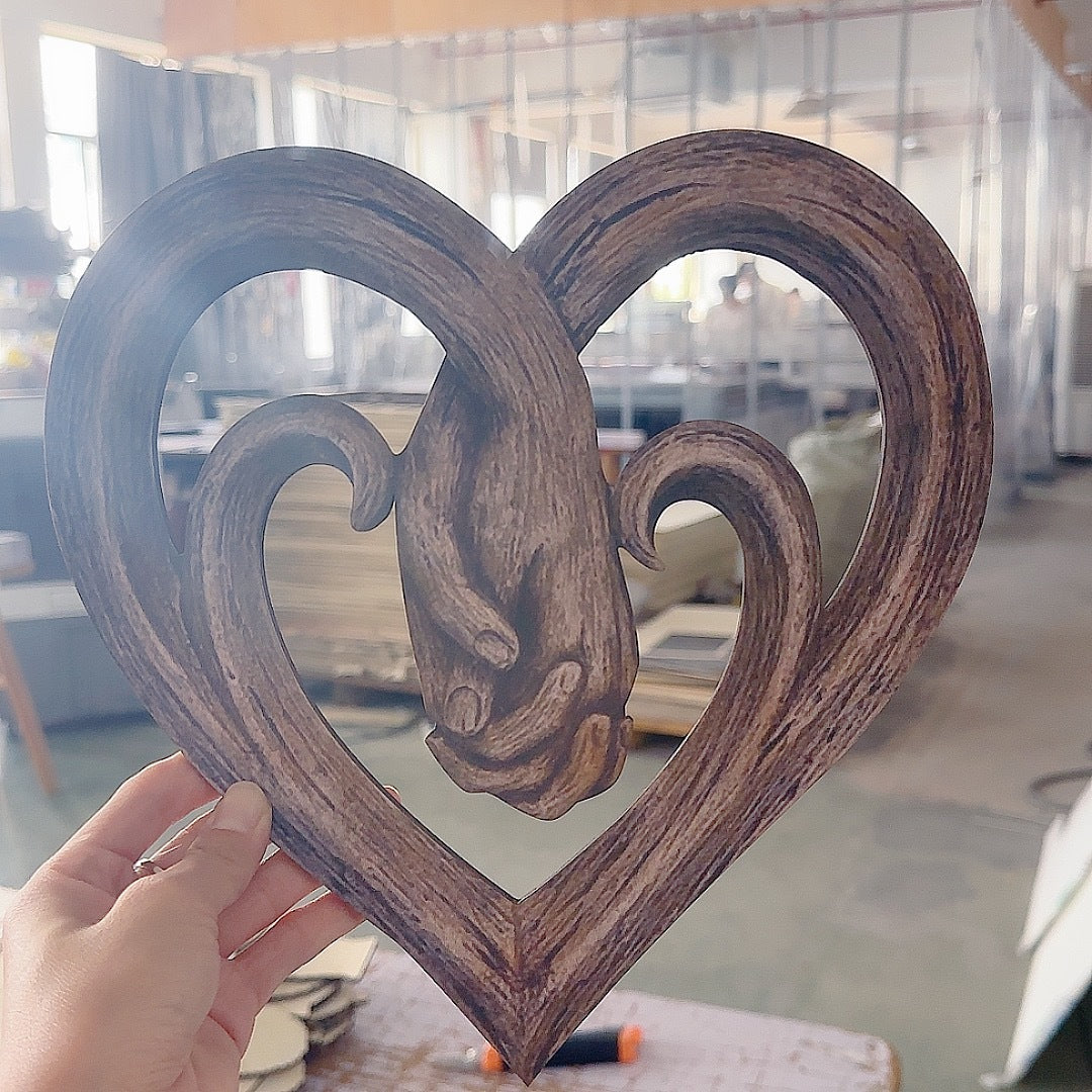 Hand-in-hand Heart Wall Decor Decorative Art Piece 🇨🇳