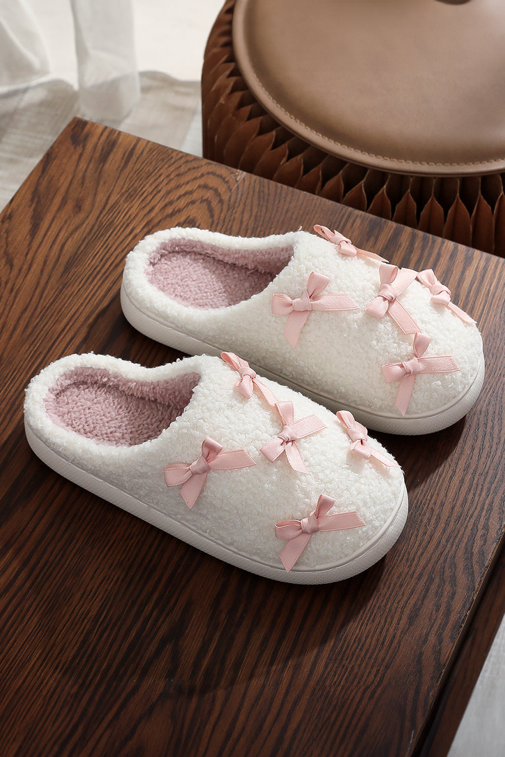 White Ribbed Bow Decor Plush House Slipper 🇺🇸