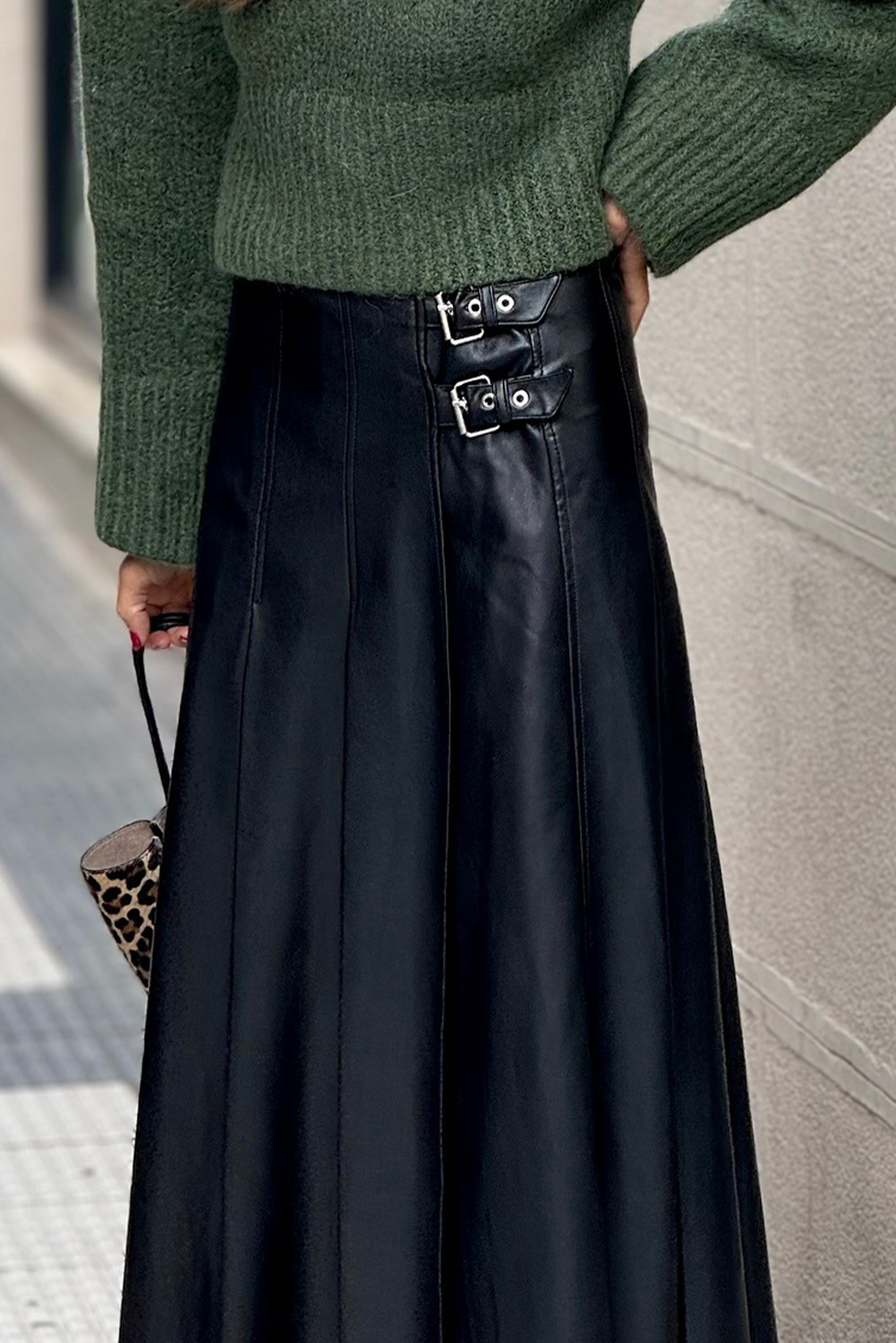 Black Faux Leather Retro Buckle Detail Pleated Stitch Flared Midi Skirt 🇺🇸