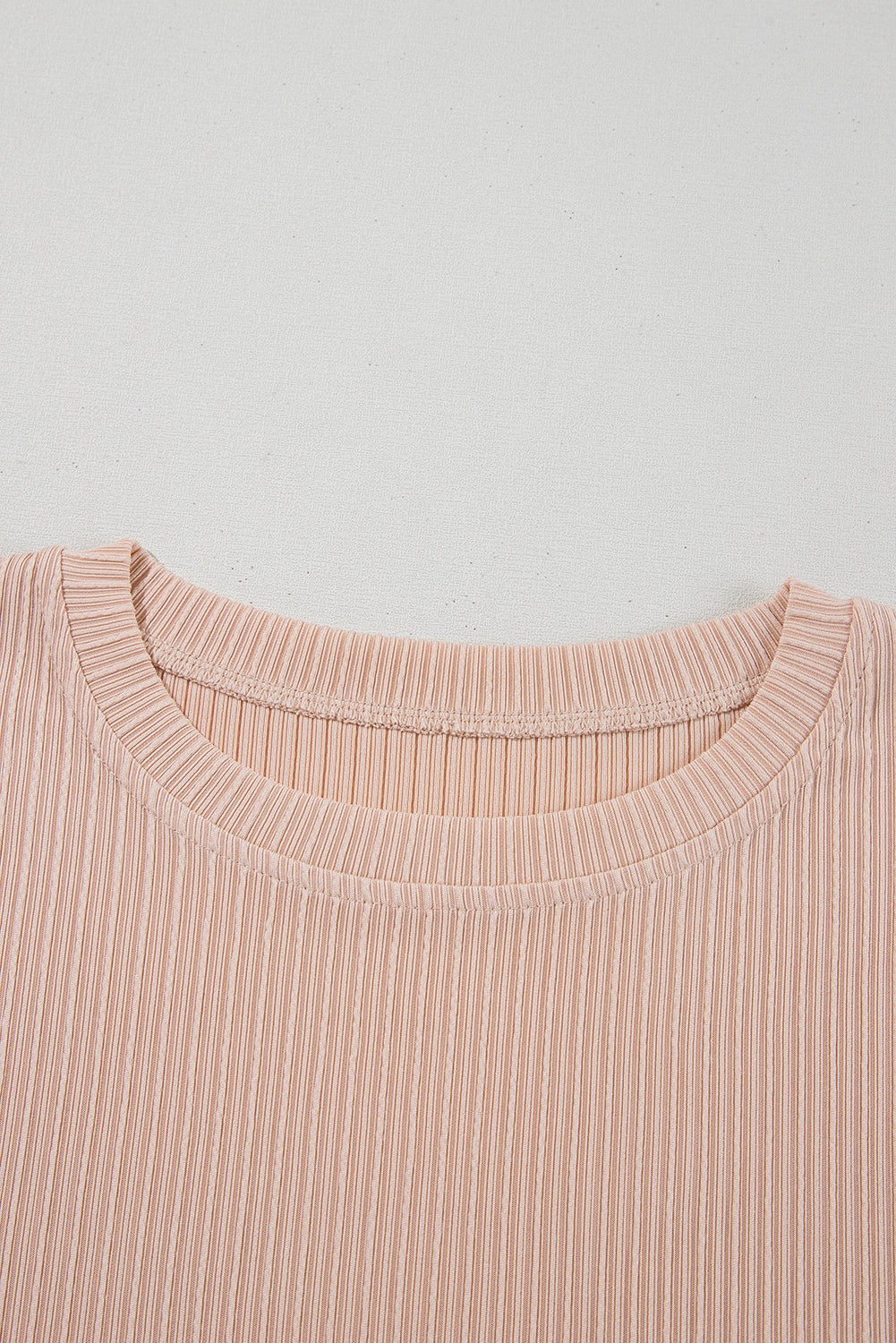 Jet Stream Textured Knit Round Neck Short Sleeve Top 🇨🇳