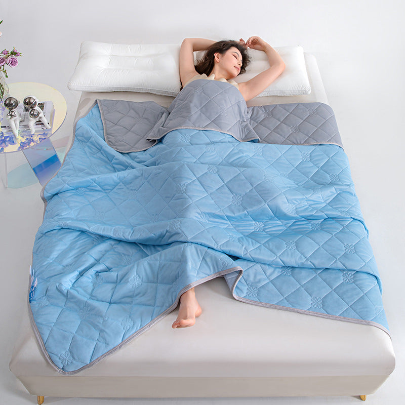 Grade A Cooling Blanket: Soft, breathable, king/queen size, summer lightweight cool comforter 🇨🇳