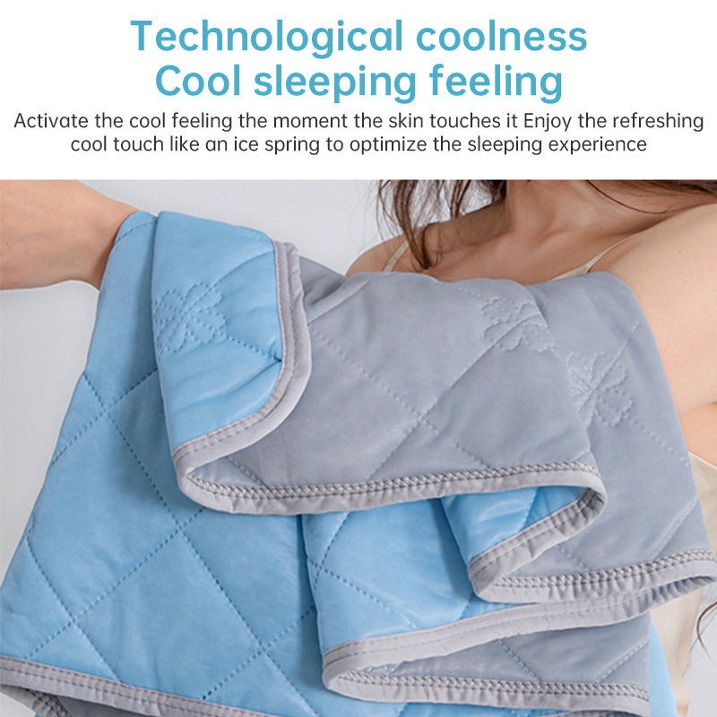 Grade A Cooling Blanket: Soft, breathable, king/queen size, summer lightweight cool comforter 🇨🇳