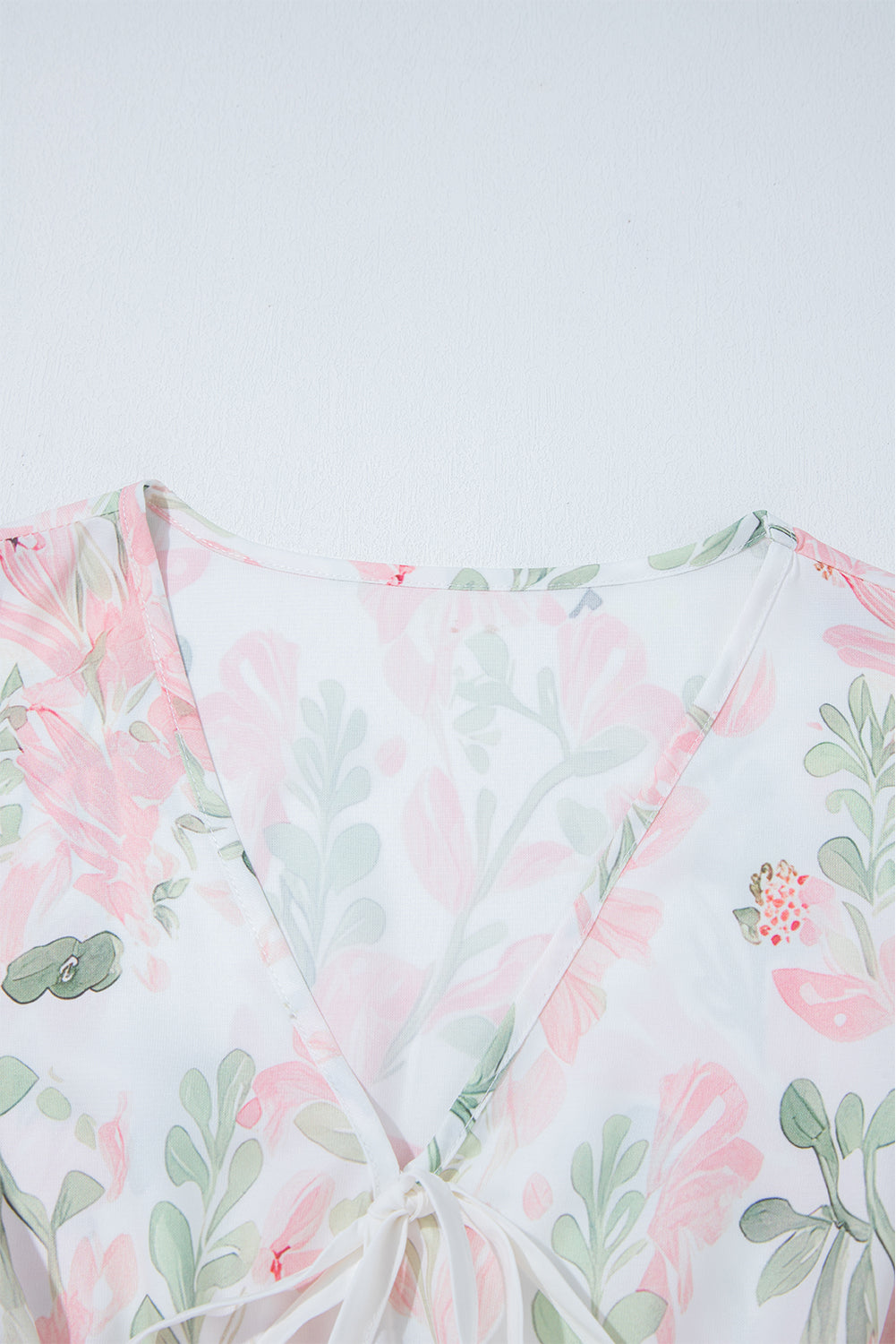 Pink Floral Puff Sleeve V Neck Tied Front Peplum Blouse 🇨🇳