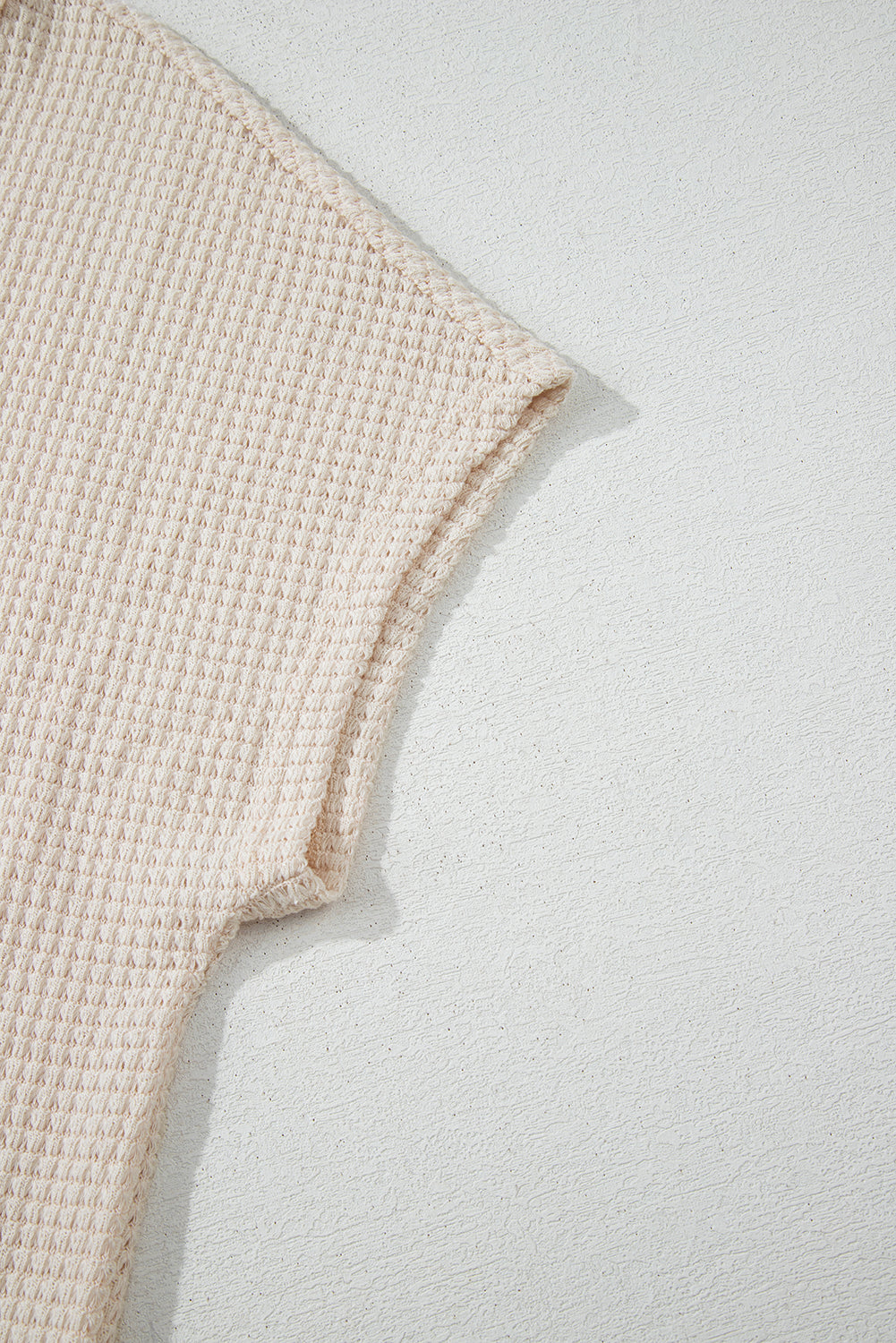 Pale Khaki Solid Color Textured Seamed Short Sleeve Top 🇨🇳