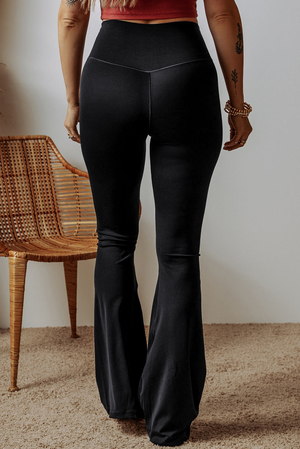 Black V Shape High Waist Flared Leggings 🇨🇳