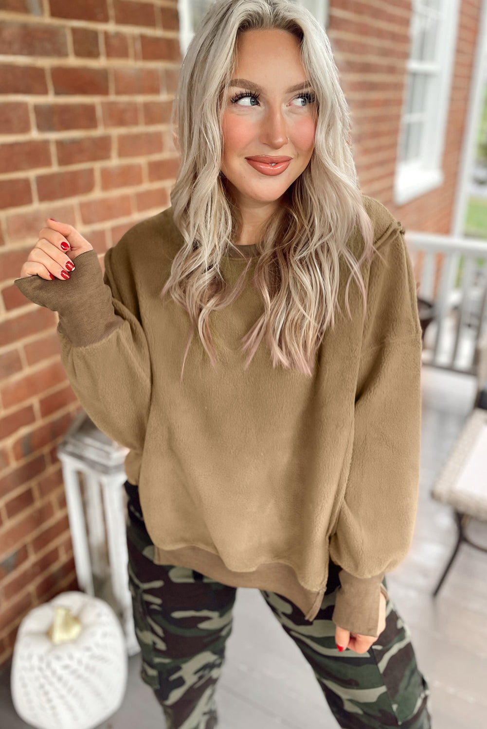 Dark Khaki Fuzzy Sherpa Splicing Pullover Sweatshirt with Side Slit 🇺🇸