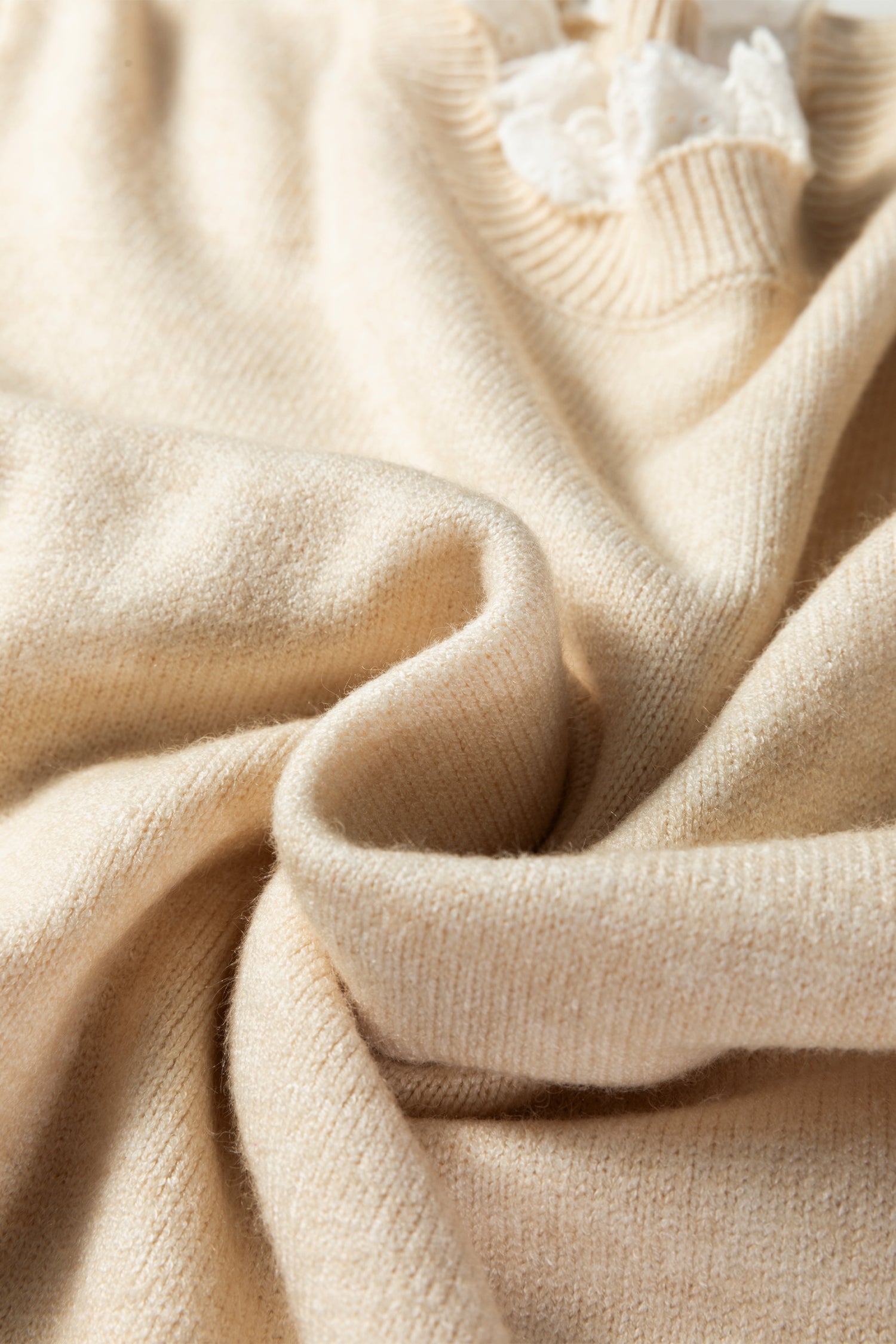 Jet Stream Lace Trim Patchwork Buttoned Cuffs Loose Sweater 🇺🇸