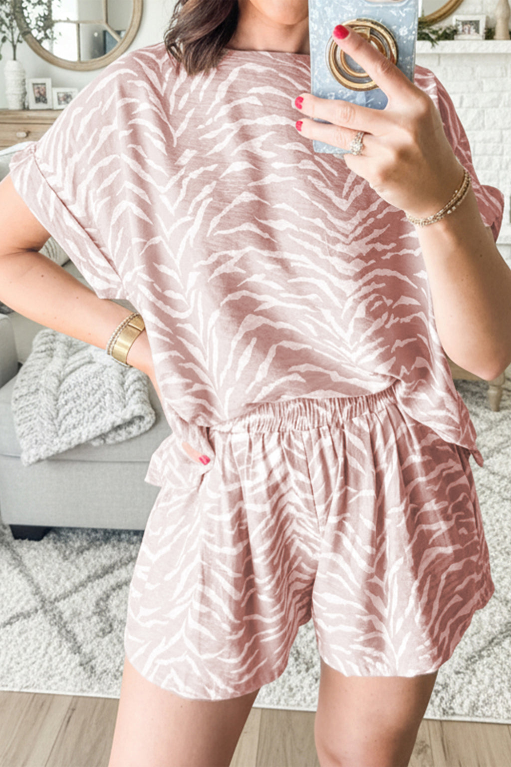 Khaki Abstract Print Cuffed Short Sleeve Loose Top Short Set 🇺🇸