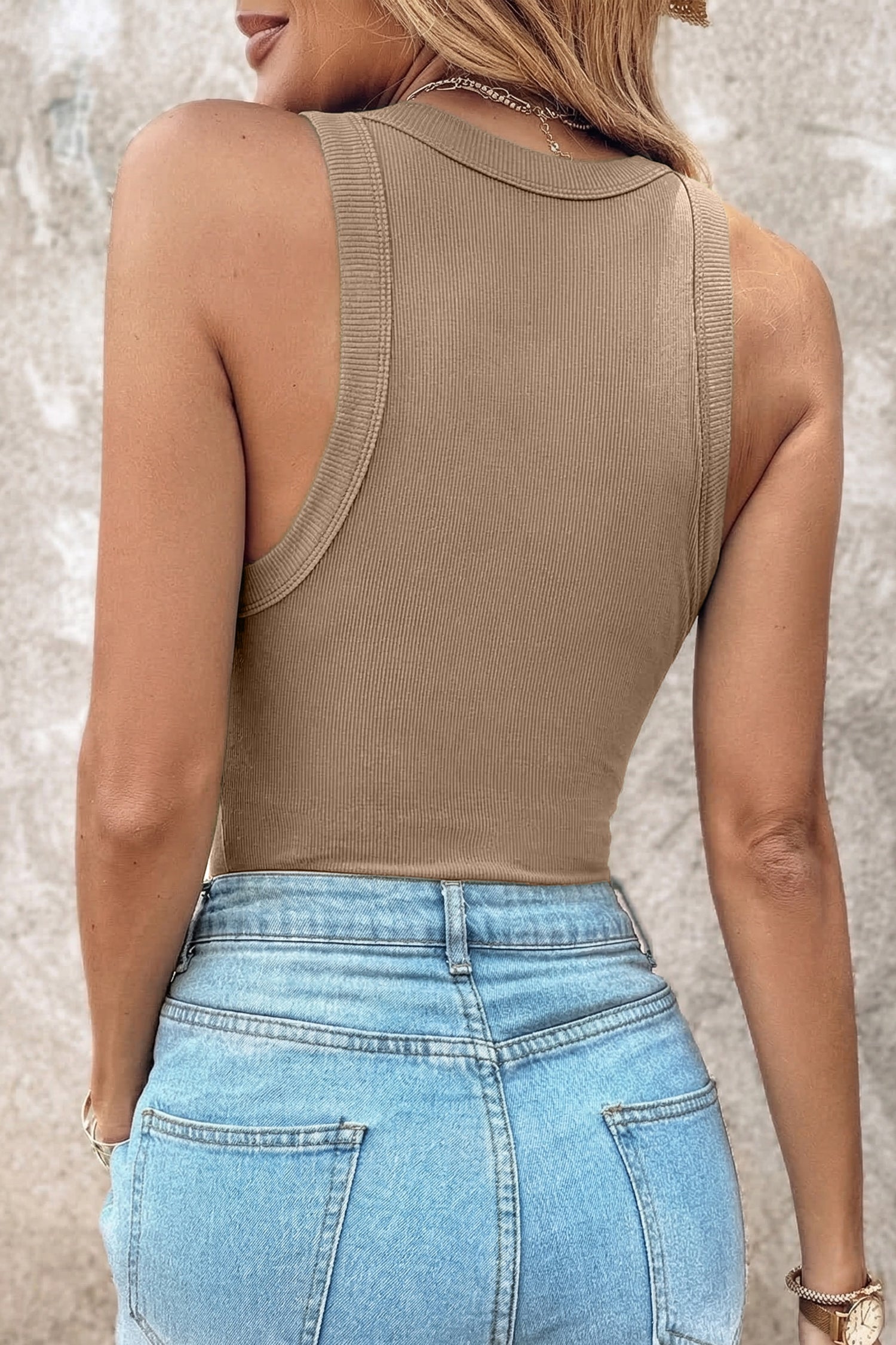 Black Slim Ribbed Padded Tank Top 🇺🇸