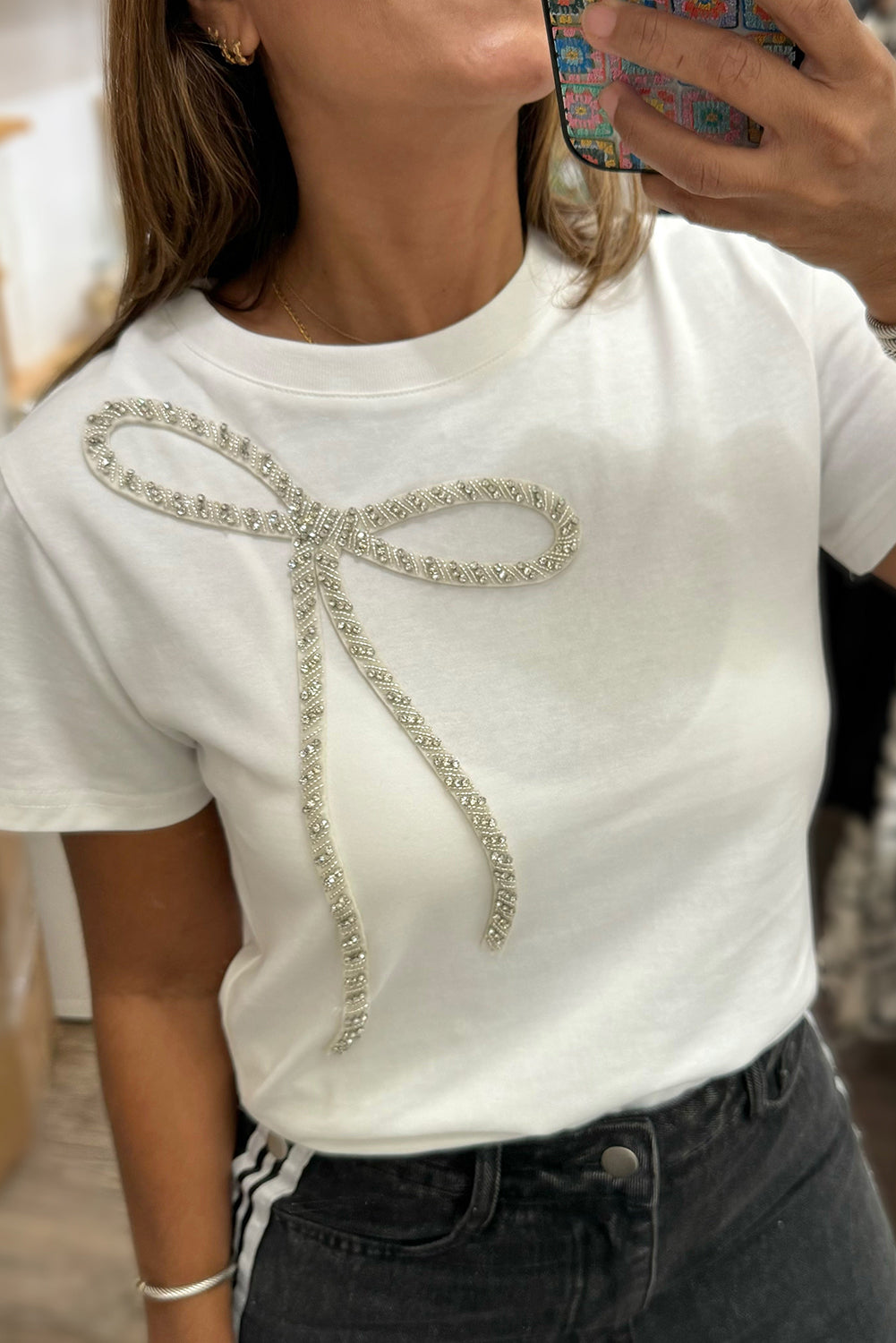 White Rhinestone Bow Embellished Round Neck Tee 🇨🇳