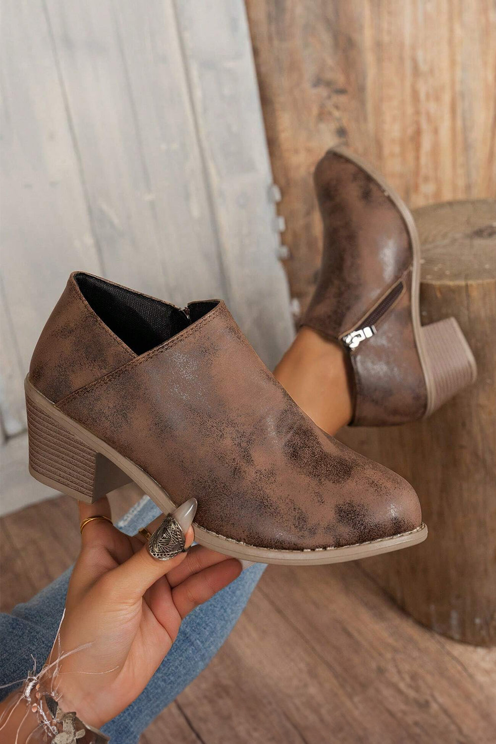 Black Tulip Opening Suede Ankle Boots 🇺🇸