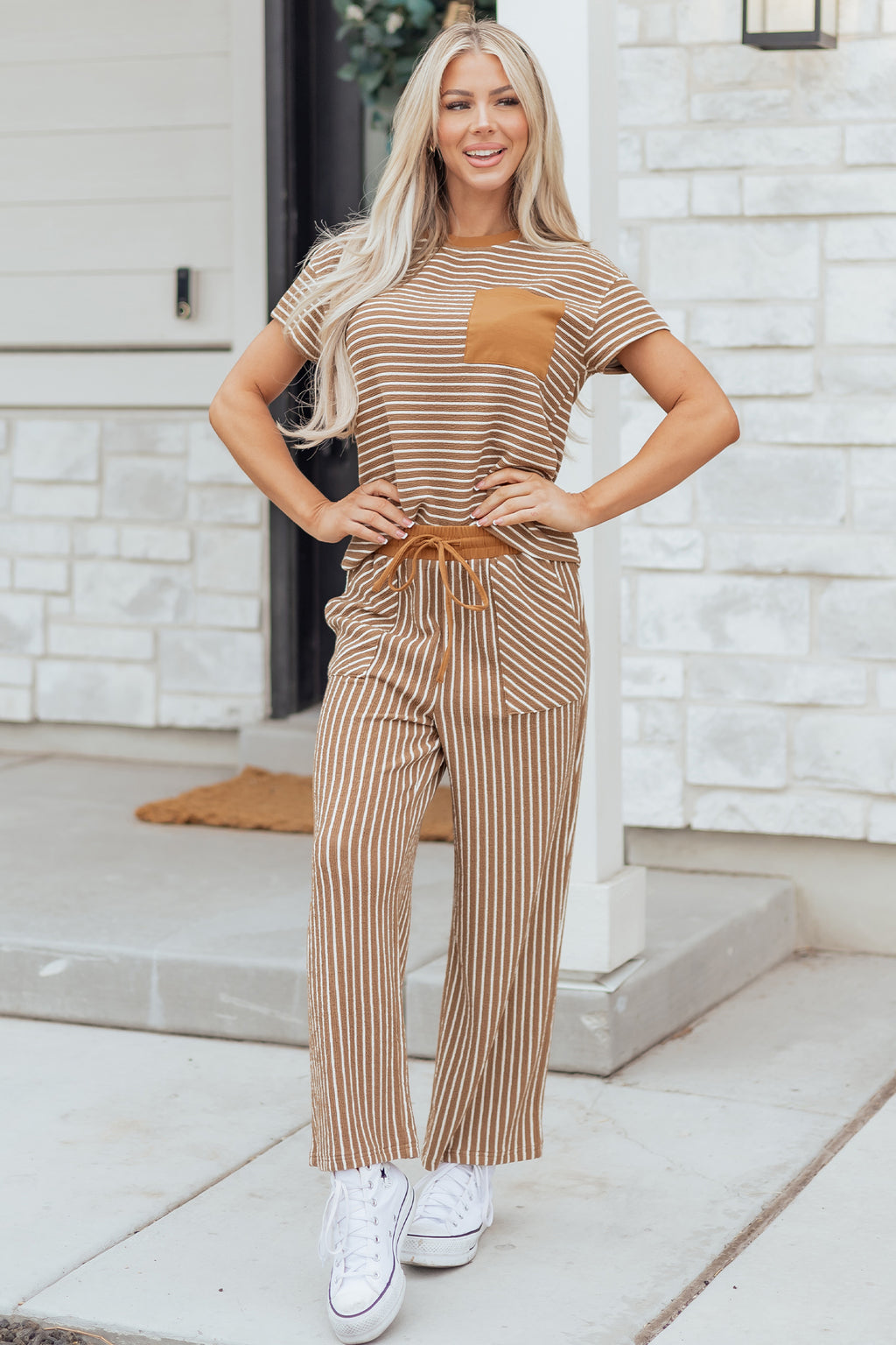 Khaki Stripe Crew Neck Tee Drawstring Waist Cropped Pants Set 🇺🇸