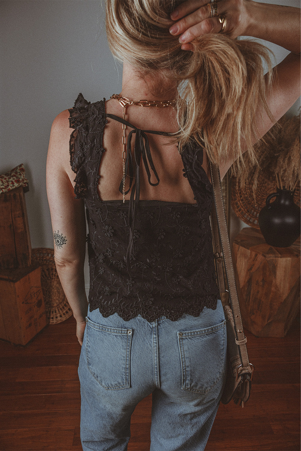 Black Floral Embroidered Buttoned Square Neck Tank Top 🇺🇸