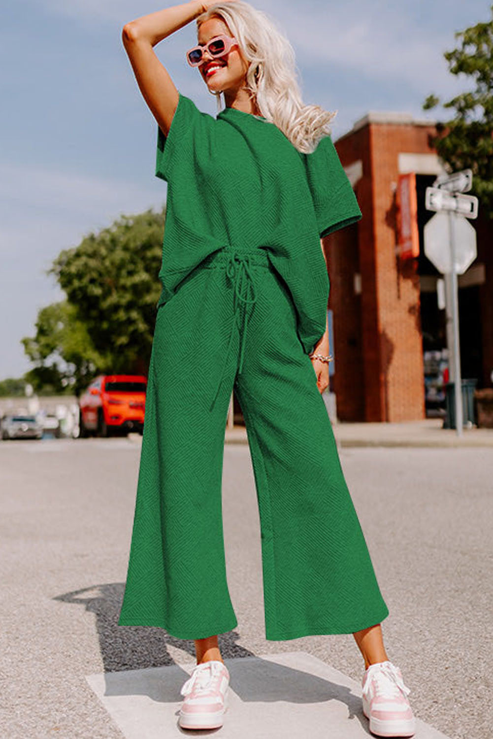Dark Green Textured Loose Fit T Shirt and Drawstring Pants Set 🇨🇳