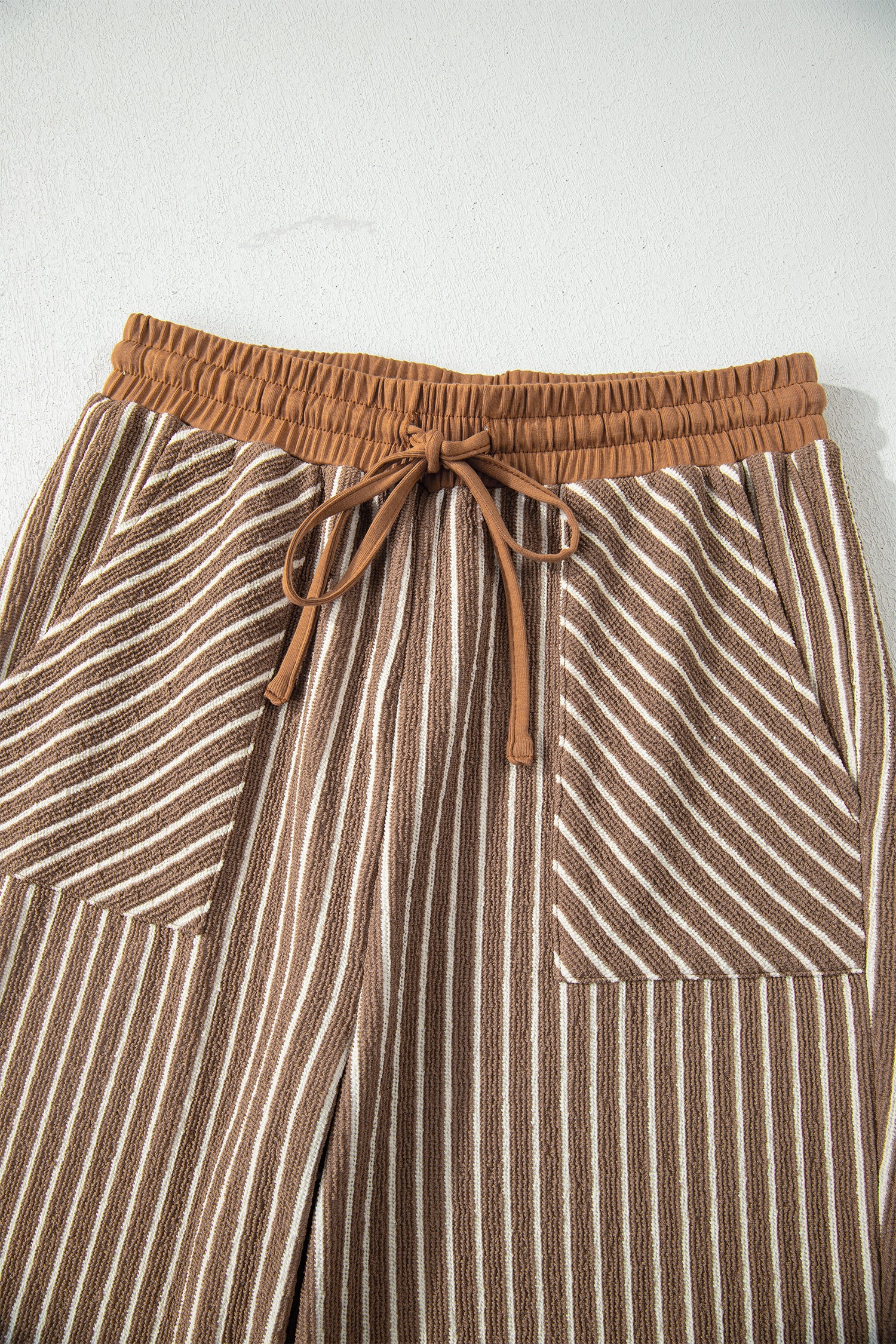 Khaki Stripe Crew Neck Tee Drawstring Waist Cropped Pants Set 🇺🇸