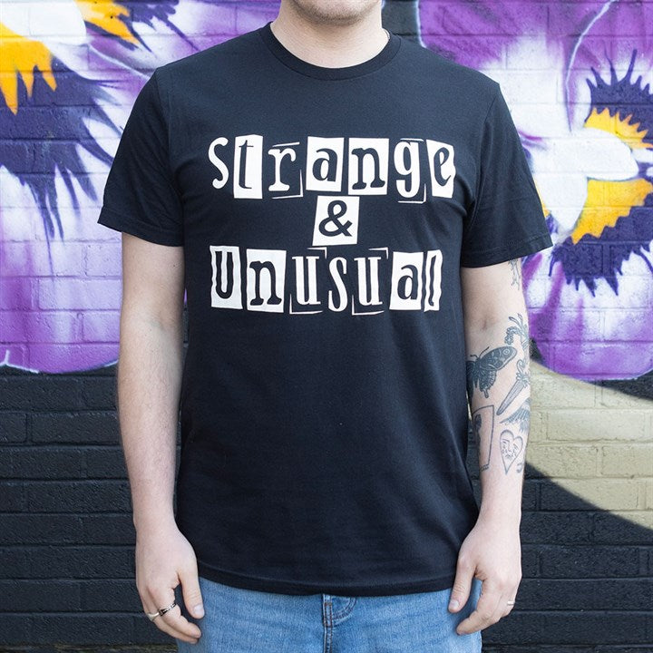 Strange & Unusual Unisex T-shirt Size L 🇬🇧