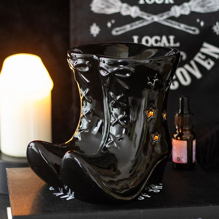 Black Witch Boots Oil Burner 🇬🇧