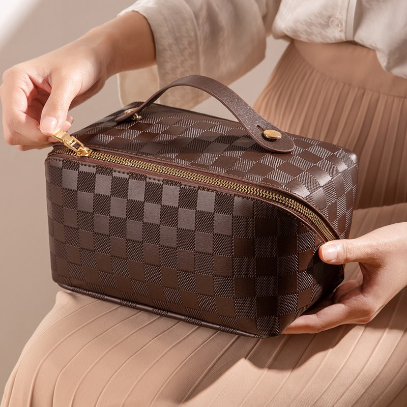 Checkered Pillow Bag Makeup Bag Women's Large Capacity Portable Instagram Travel Cosmetics 🇨🇳