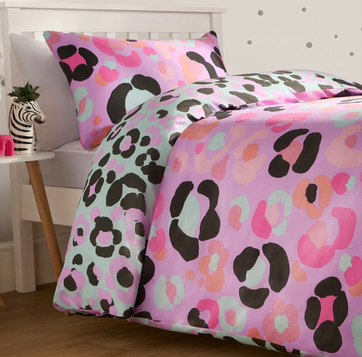 Abstract Neon Leopard Print Reversible Duvet Set - Pink 🇬🇧