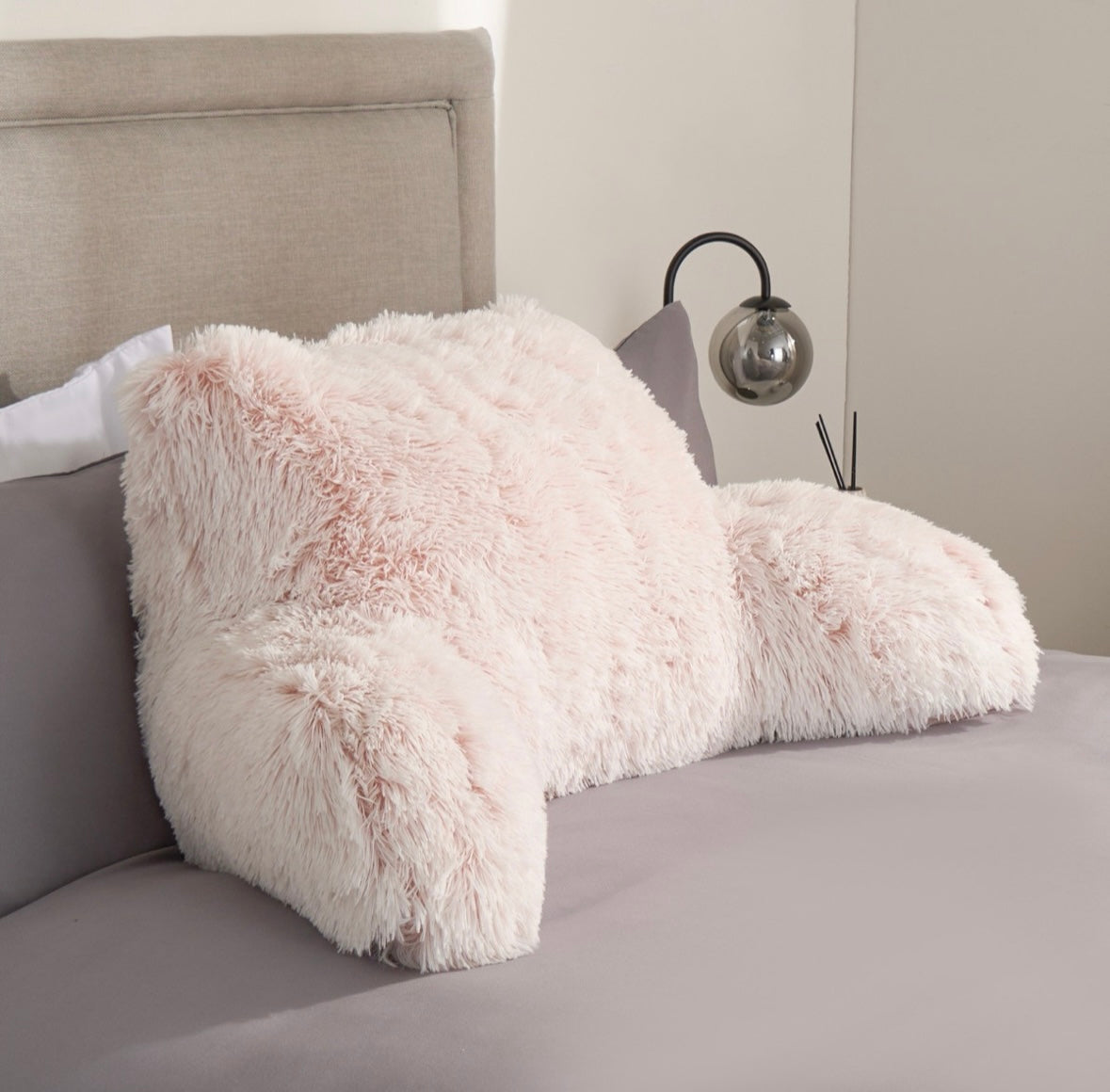 Long Hair Cuddle Cushions 🇬🇧
