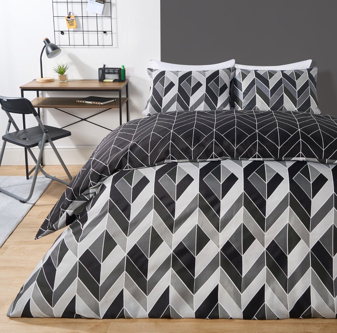 Abstract Chevron Reversible Duvet Cover Set 🇬🇧