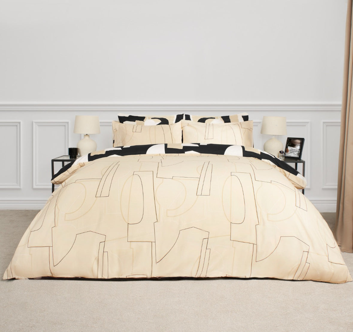 Abstract Geo Duvet Set - Black/Natural 🇬🇧