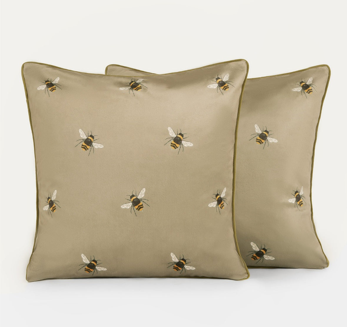 Matte Velvet Bee Print Cushion Covers 🇬🇧