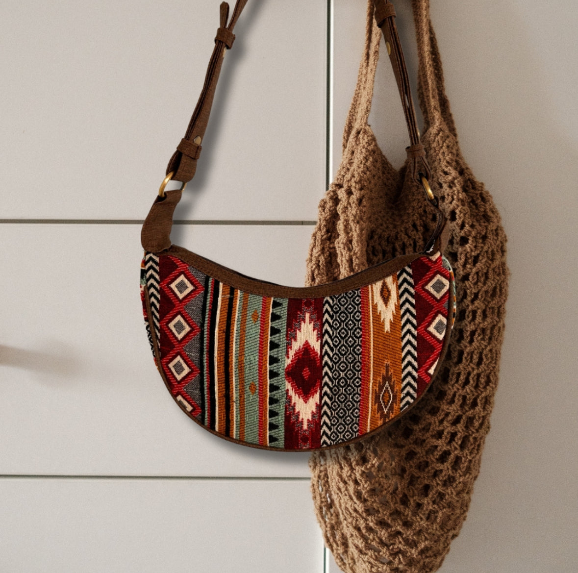 Jacquard Hobo Bag - Rich Browns (brown strap) 🇬🇧