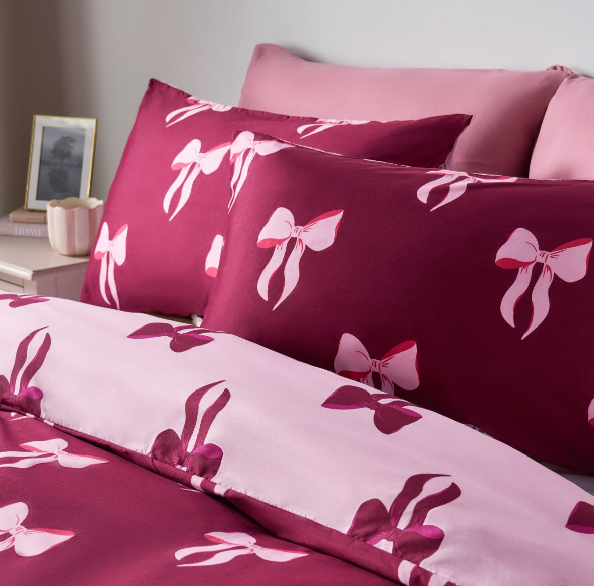 Bow Duvet Cover Set 🇬🇧