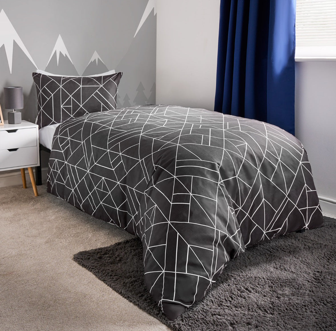 Abstract Camo Reversible Duvet Cover Set 🇬🇧