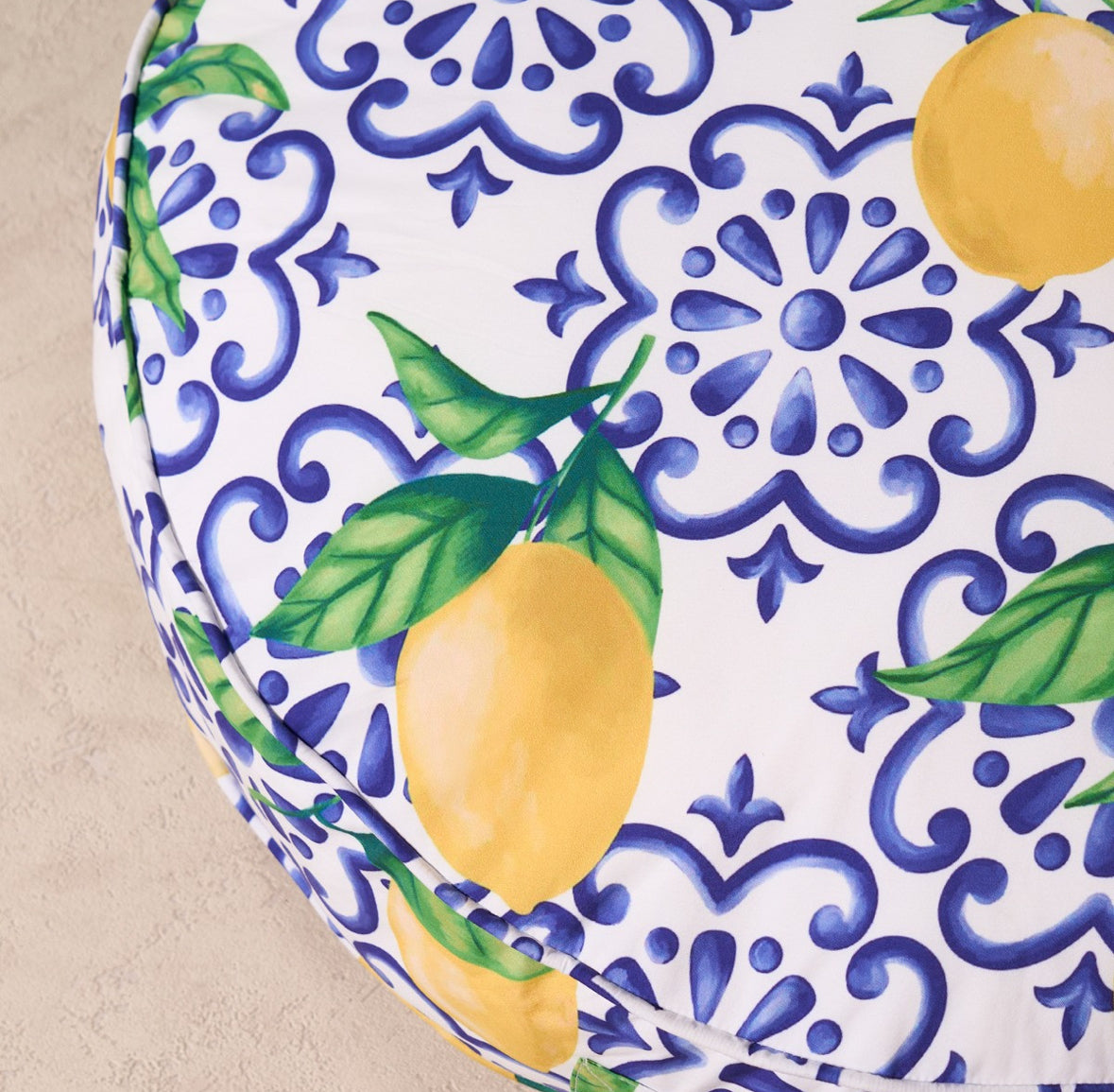 Indoor/Outdoor Round Print Filled Cushions 🇬🇧